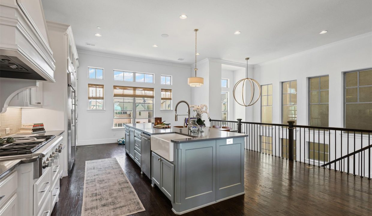 7-4887-cloudcroft-lane-irving-tx-kitchen