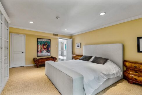 32-4646-christopher-place-dallas-bedroom-prominus
