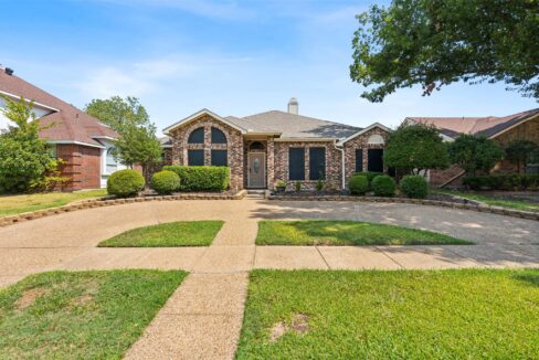 1-7021-lo-chalmers-lane-garland-tx-home