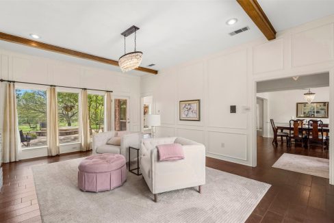 10-3007-creekview-drive-grapevine-tx-living-room