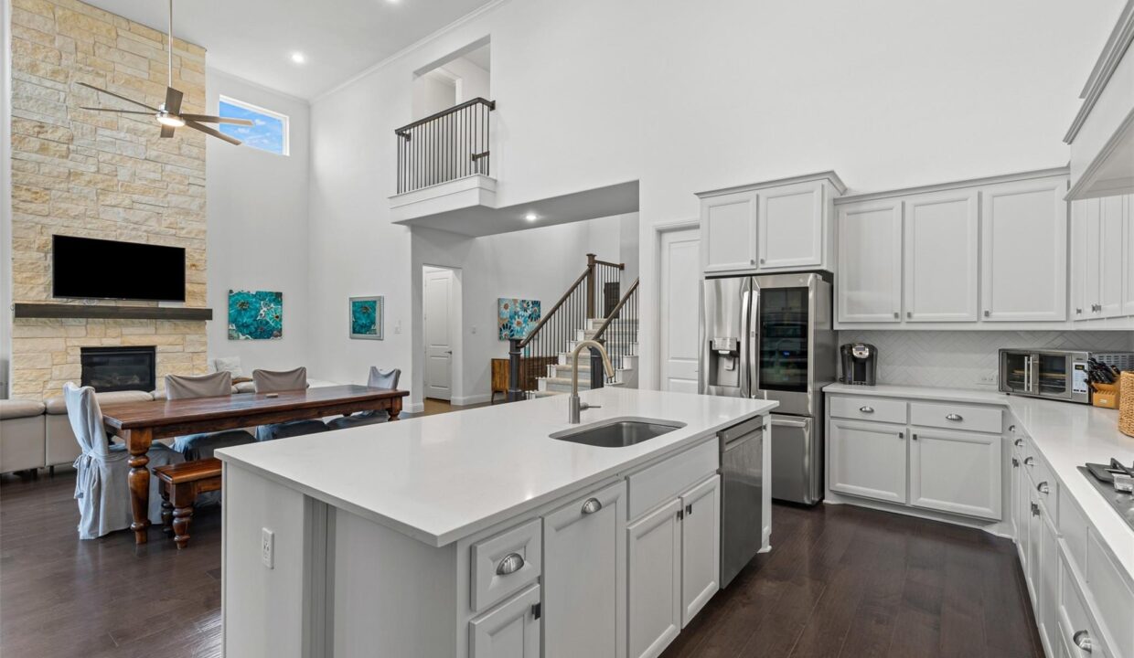 11-1306-middleton-drive-rockwall-tx-kitchen