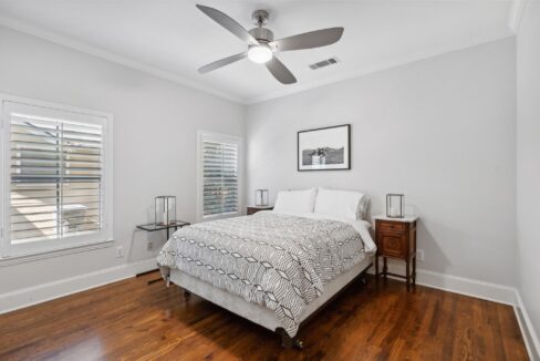 12-6247-belmont-avenue-dallas-tx-bedroom