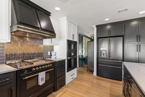 14-3204-bouvier-st-rowlett-tx-kitchen-prominus-real-estate