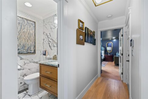 15-3204-bouvier-st-rowlett-tx-bathroom-prominus-real-estate