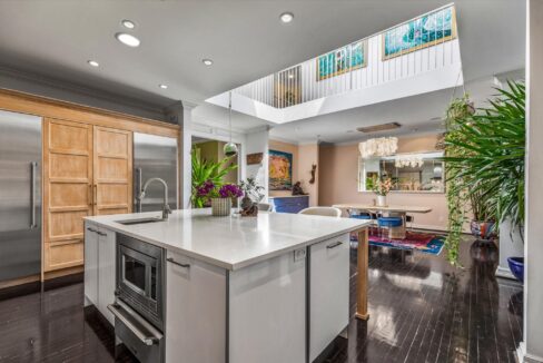 15-4646-christopher-place-dallas-kitchen