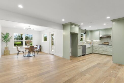 16-531-wynne-road-wills-point-tx-dining-2