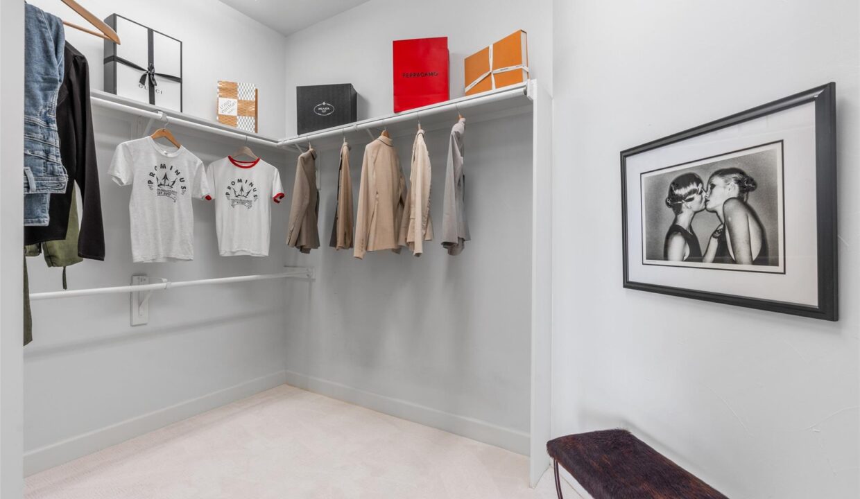 19-2300-leonard-street-505-dallas-tx-75201-closet