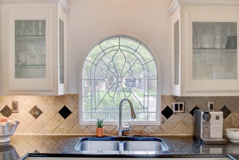 19-5314-mercedes-avenue-dallas-tx-kitchen