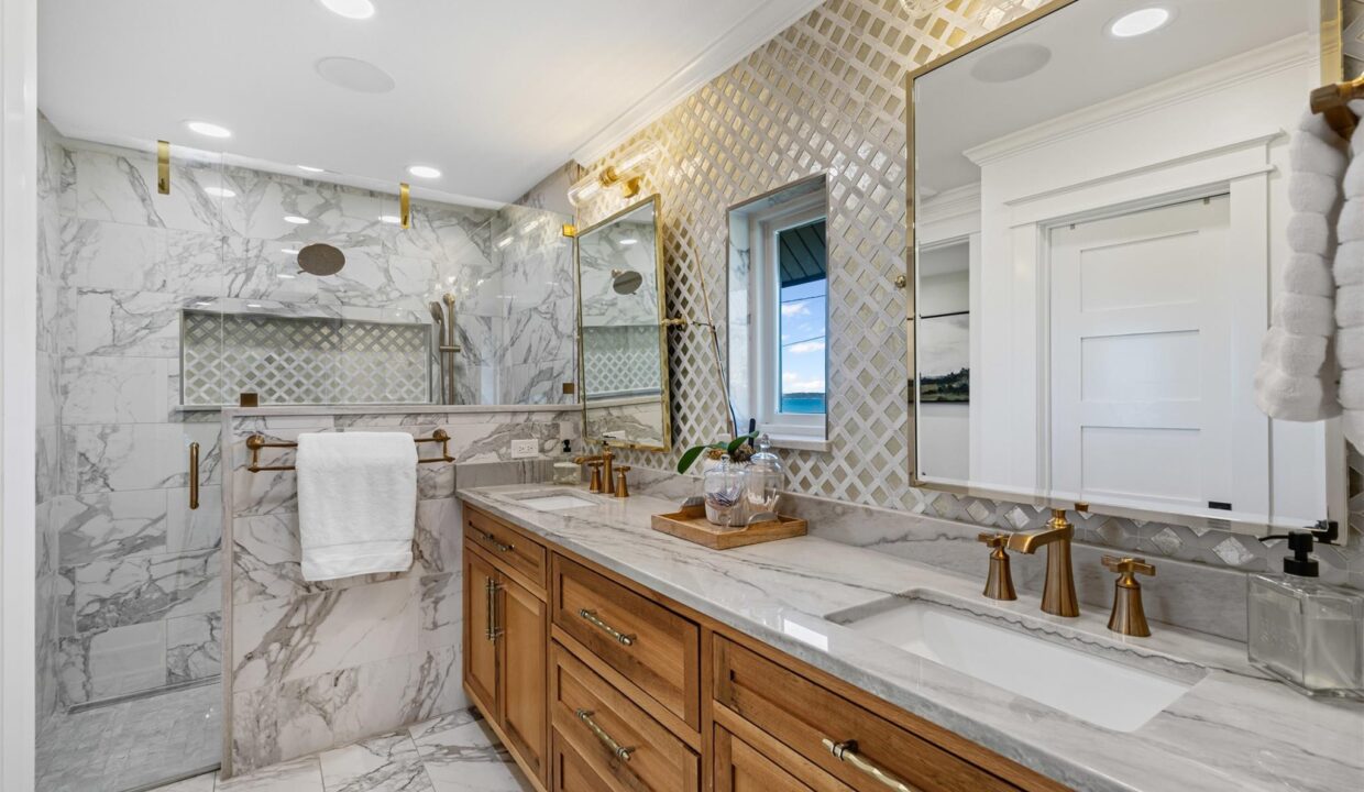 21-3204-bouvier-st-rowlett-tx-bathroom-prominus-real-estate