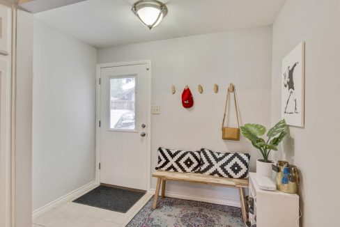 21-5314-mercedes-avenue-dallas-tx-entry