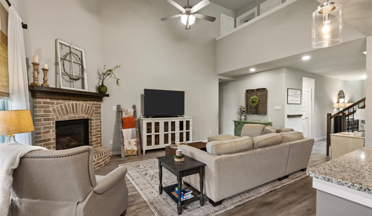 2155-slow-stream-dr-royse-city-tx (32)