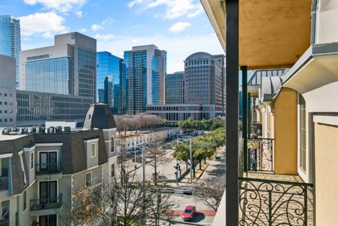 2300 Leonard Street 505 Dallas TX city view