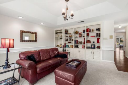 24-3007-creekview-drive-grapevine-tx-living-room