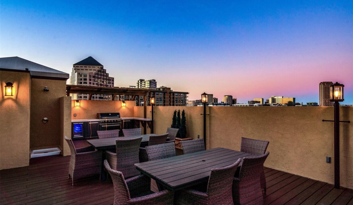 29-2300-leonard-street-505-dallas-tx-75201-rooftop