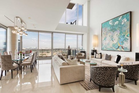 2900-mckinnon-st-dallas-living-room-3