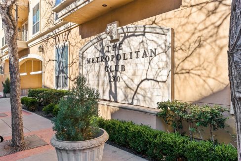 3-2300-leonard-street-505-dallas-tx-75201-sign