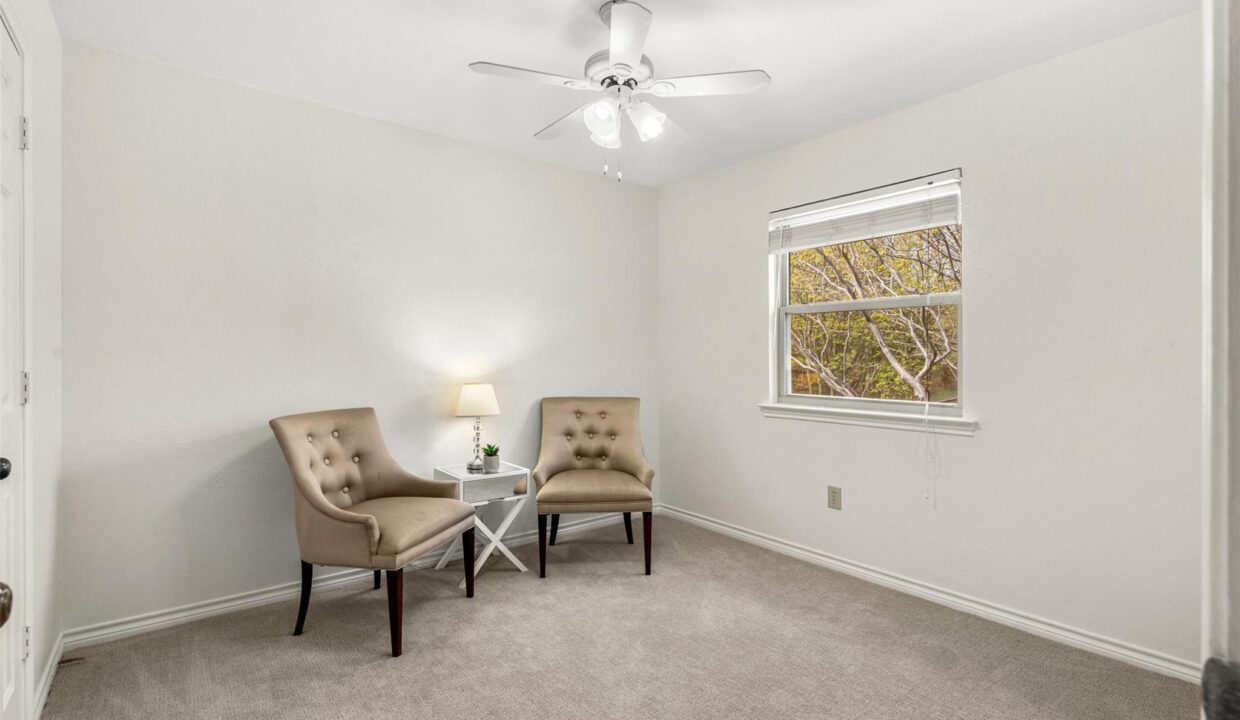 31-3007-creekview-drive-grapevine-tx-sitting-room
