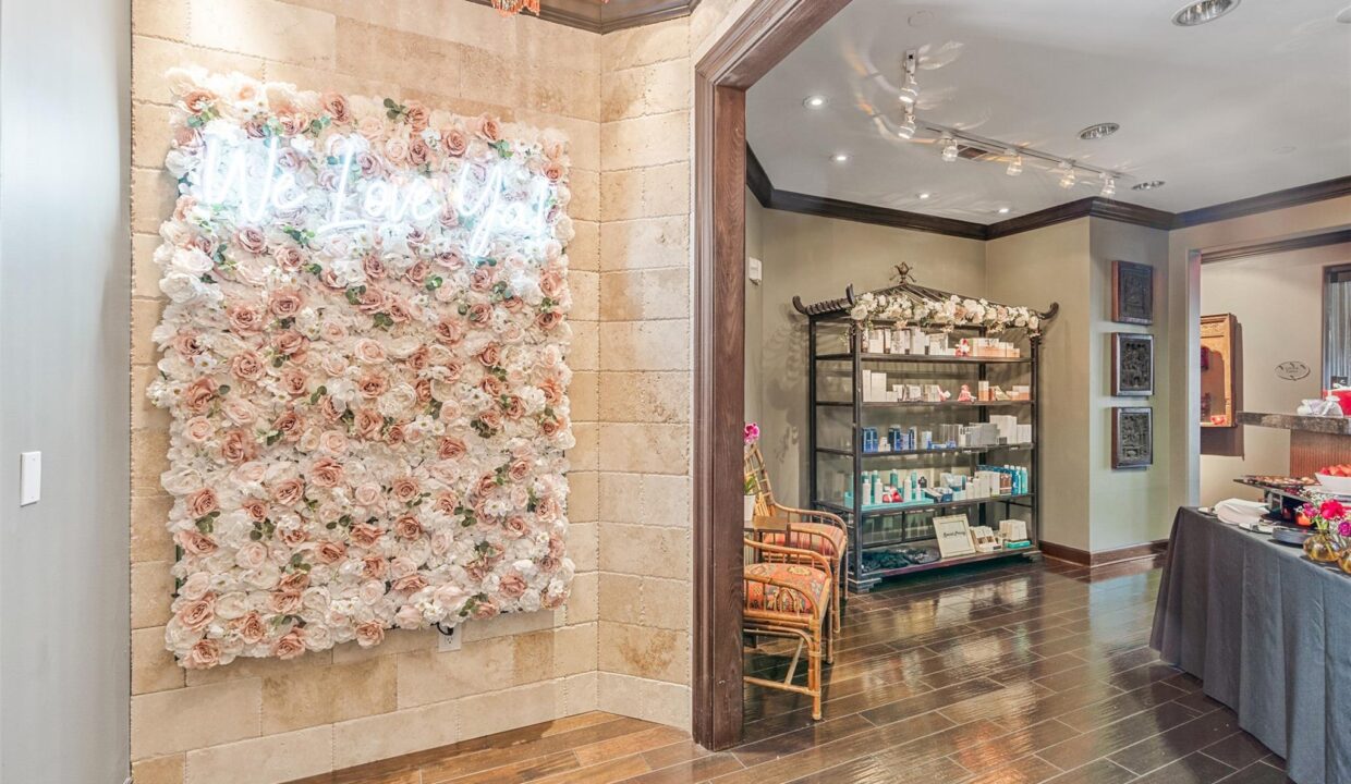 33-2300-leonard-street-505-dallas-tx-75201-spa