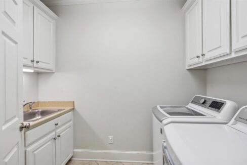 36-6247-belmont-avenue-dallas-tx-primary-laundry