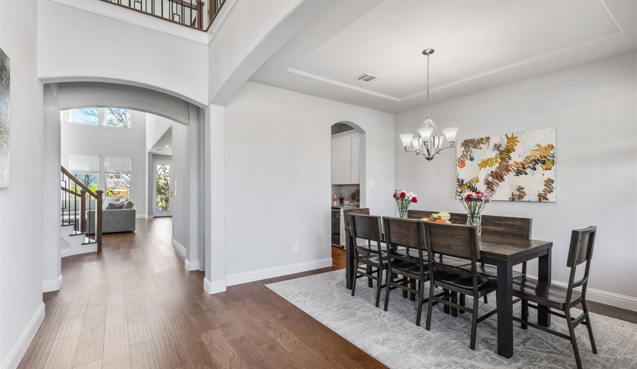 6-312-greystone-court-sunnyvale-tx-75182-dining