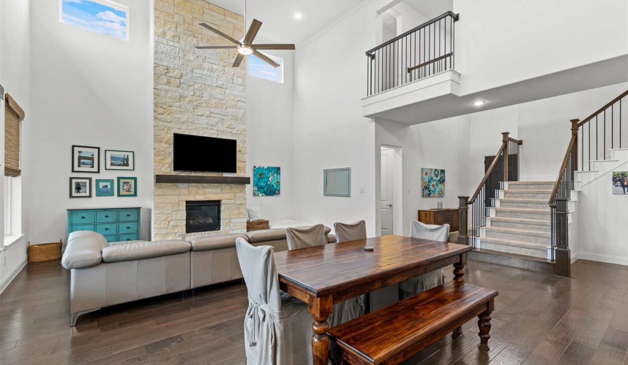 7-1306-middleton-drive-rockwall-tx-great-room