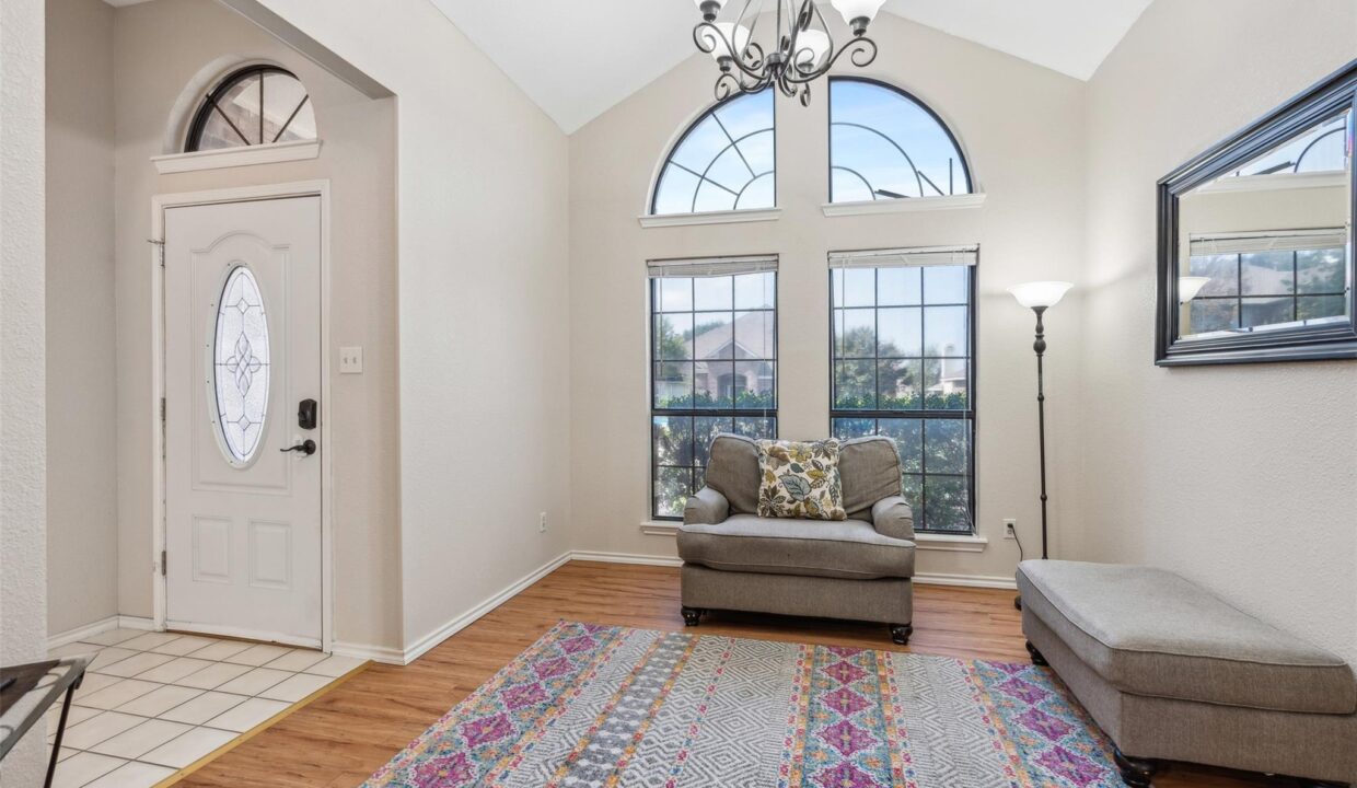 7-7021-lo-chalmers-lane-garland-tx-home-room