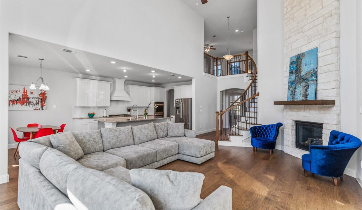 8-312-greystone-court-sunnyvale-tx-75182-living-room