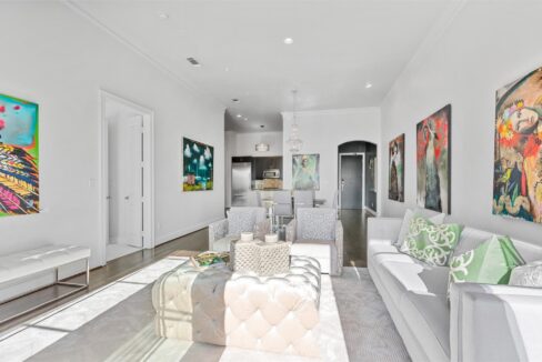 9-2300-leonard-street-505-dallas-tx-75201-living-room