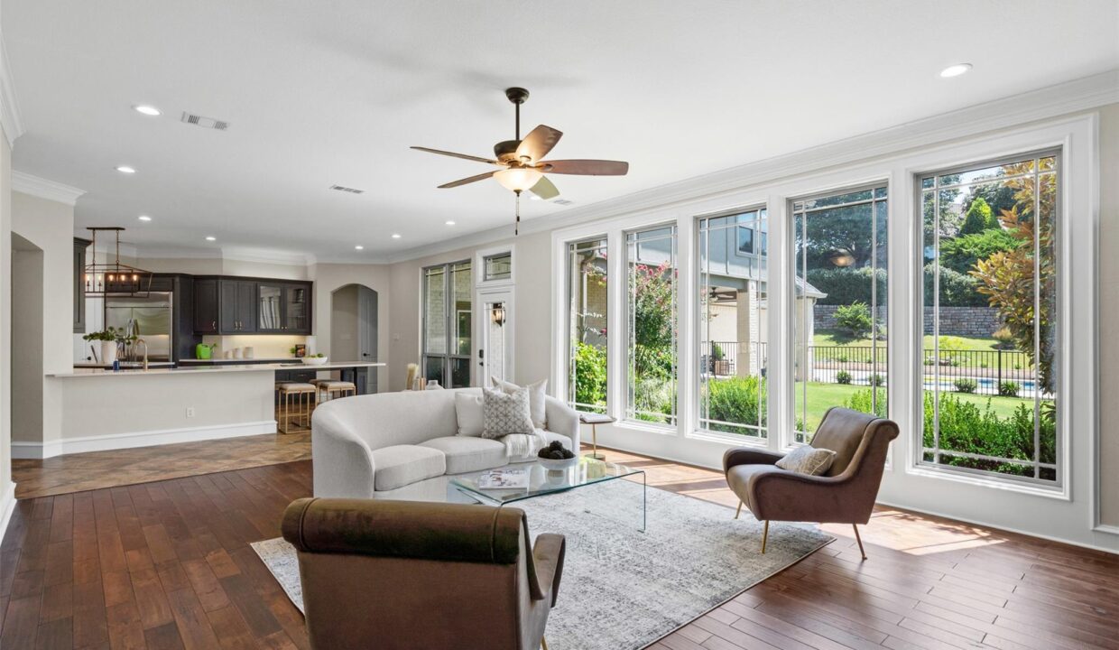 2413 Versailles Drive Heath, TX living room