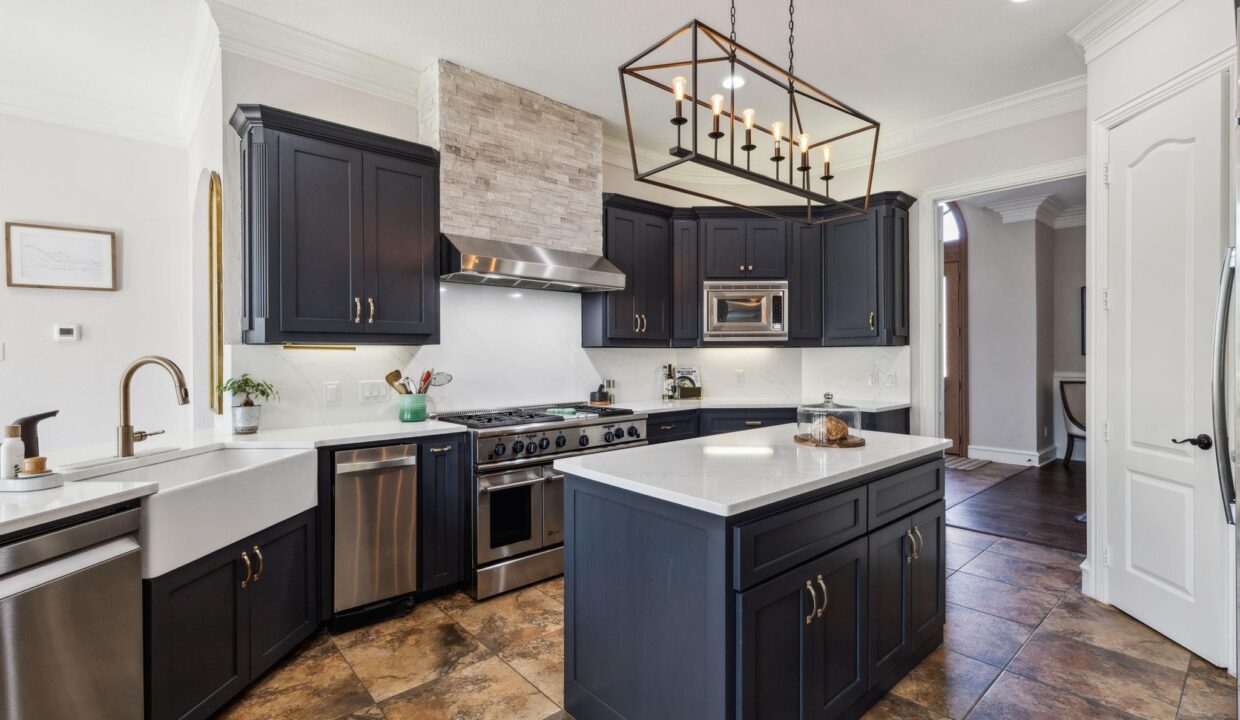 2413 Versailles Drive Heath, TX kitchen with center island