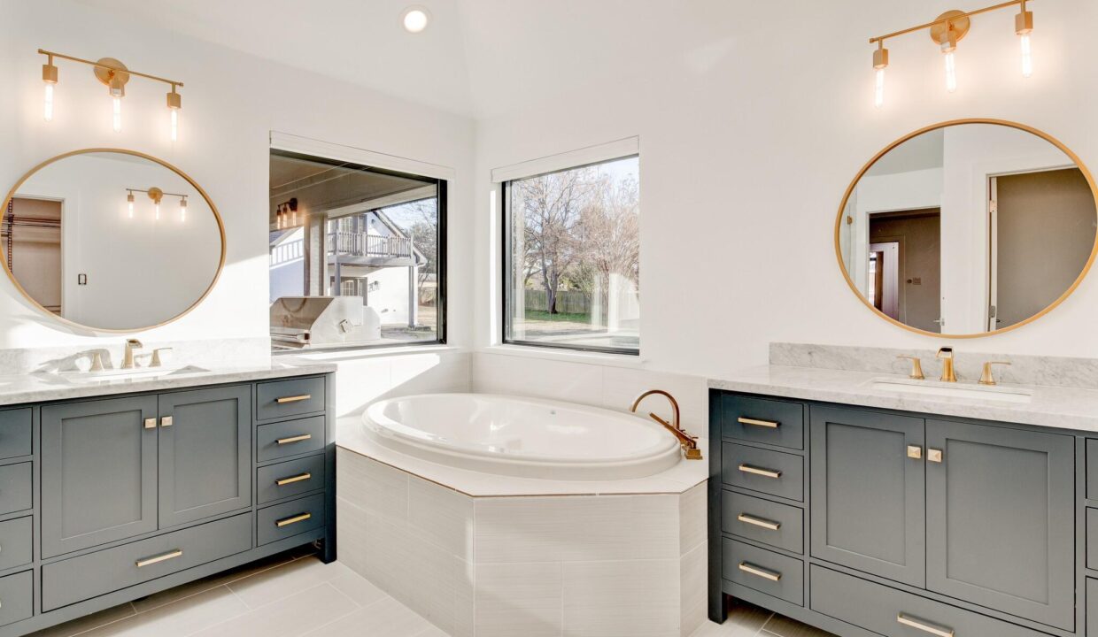 16-1005-raven-bend-court-southlake-tx-primary-bath