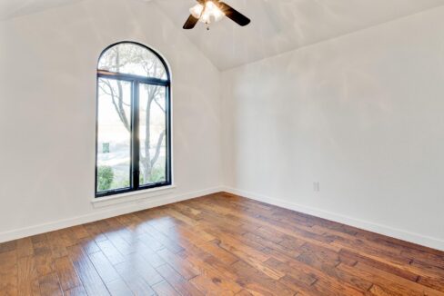 19-1005-raven-bend-court-southlake-tx-guest-bedroom