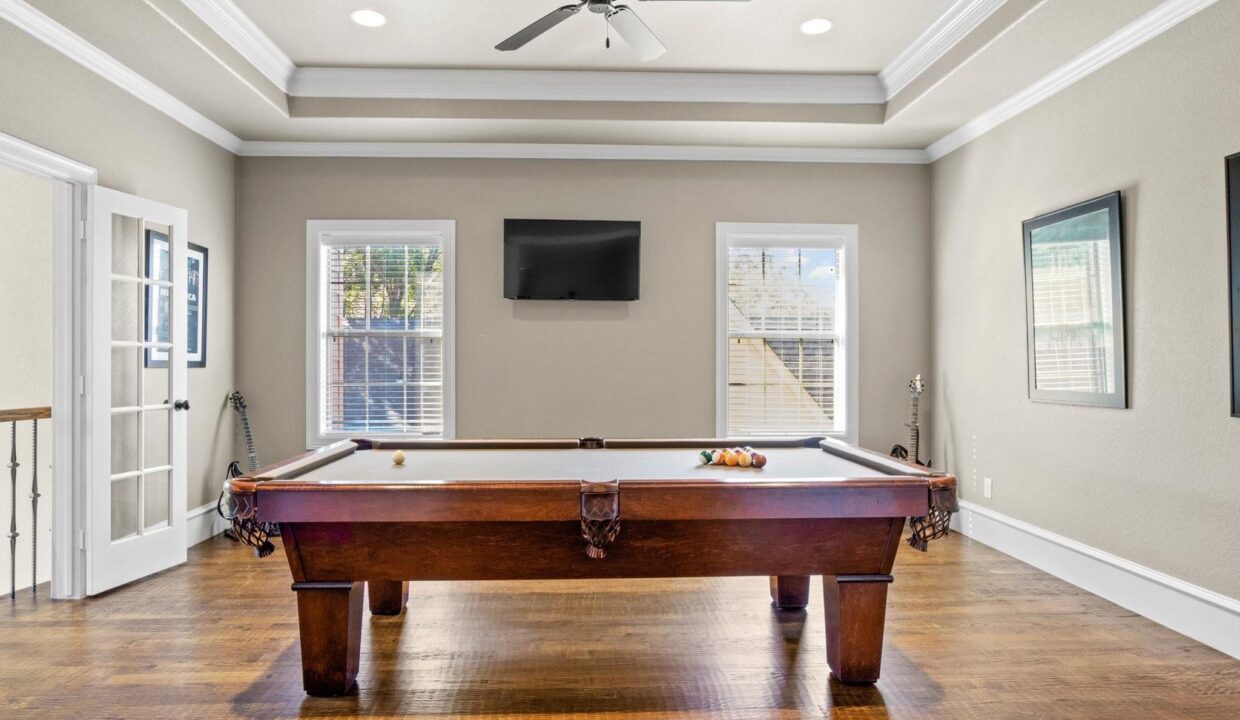 23-6346 -velasco-avenue-dallas-tx-game-room