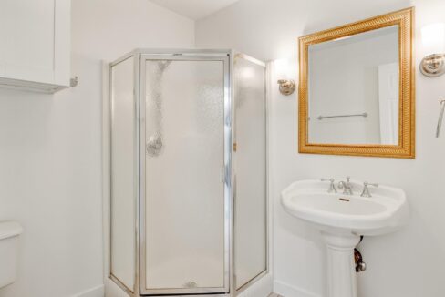 28-1005-raven-bend-court-southlake-tx-bath