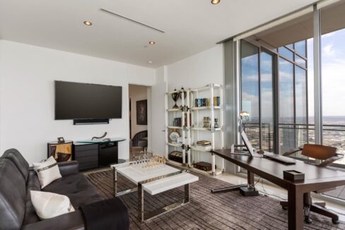 2900-mckinnon-st-dallas-office-3