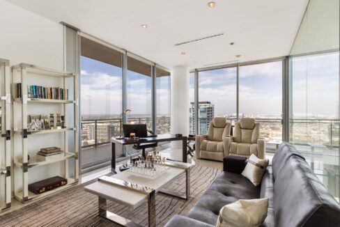 2900-mckinnon-st-dallas-office-5