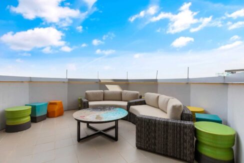 2900-mckinnon-st-dallas-view-2