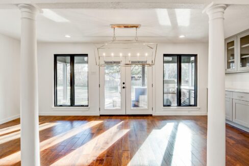 3-1005-raven-bend-court-southlake-tx-living-dining