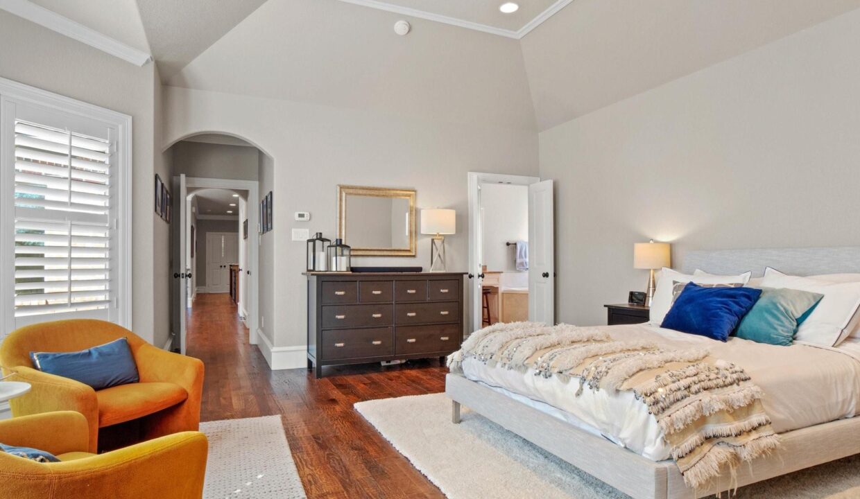 30-6346 -velasco-avenue-dallas-tx-bedroom