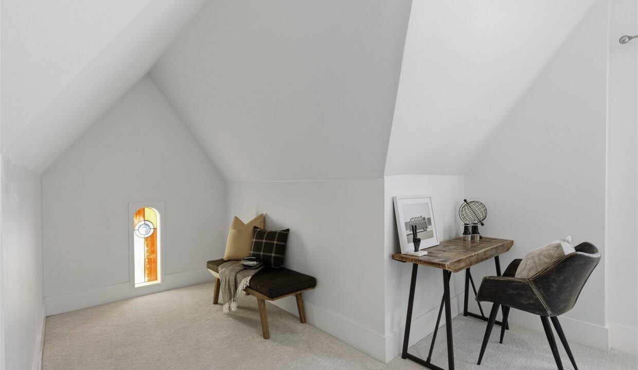 35-6911-pasadena-ave-dallas-tx-bonus-room