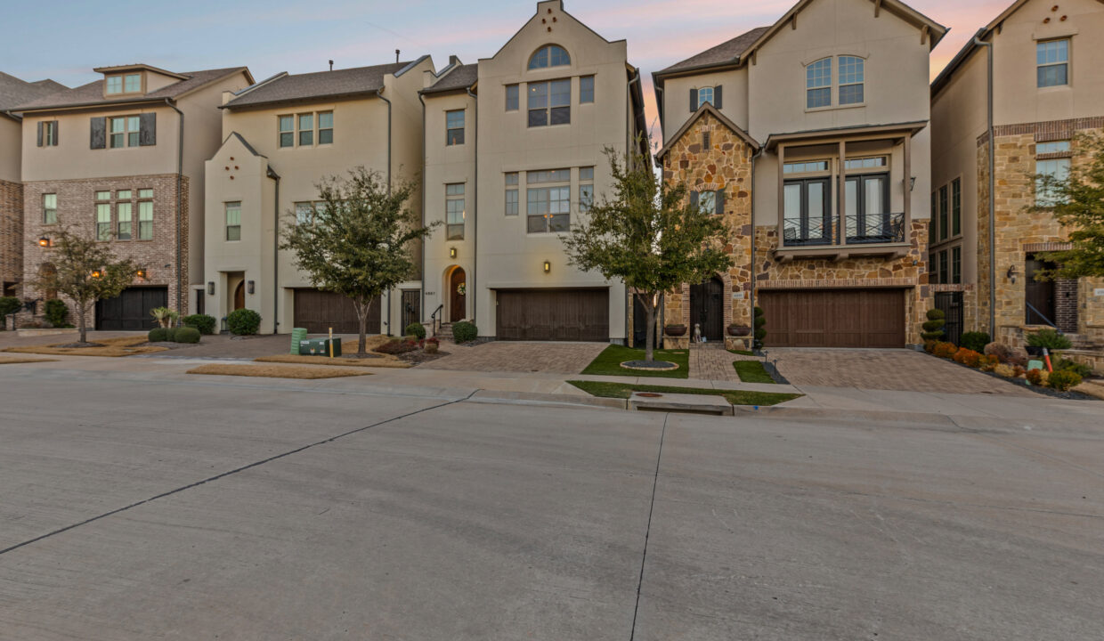 45-4887-cloudcroft-lane-irving-tx-home