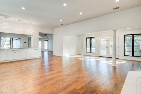 7-1005-raven-bend-court-southlake-tx-living-dining