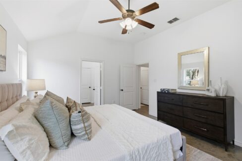 5000 FM 2947 Greenville, TX 75402 bedroom