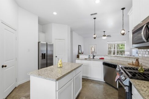 5000 FM 2947 Greenville, TX 75402 kitchen